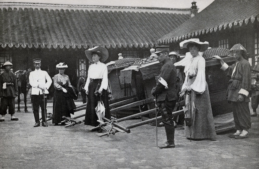 English Nurses Sent by the Queen to Inspect the Workings of the Japanese Red Cross  page 93, A Photographic Record of the Russo-Japanese War, Edited by James H. Hare 1905, PF Collier & Son, New York