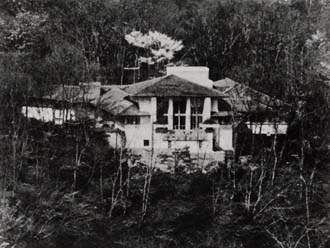 sh04_1921_017_villa