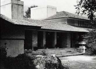 sh04_1921_018_villa