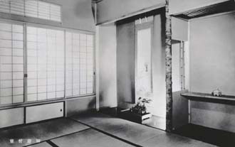 sh04_1937_031_DressingRoom