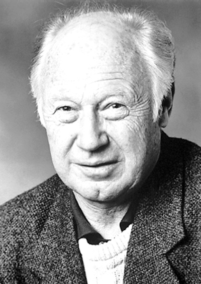 Portrait photo of Michael Smith.